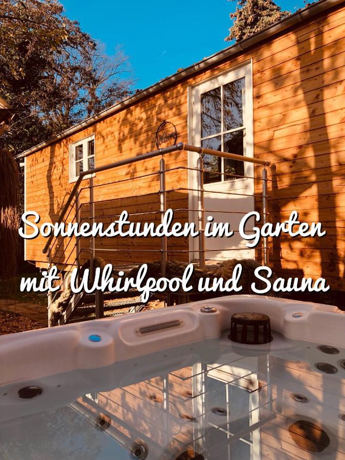 Zirkuswagen Mit Outdoor Whirlpool Und Garten Petershagen-Eggersdorf ภายนอก รูปภาพ